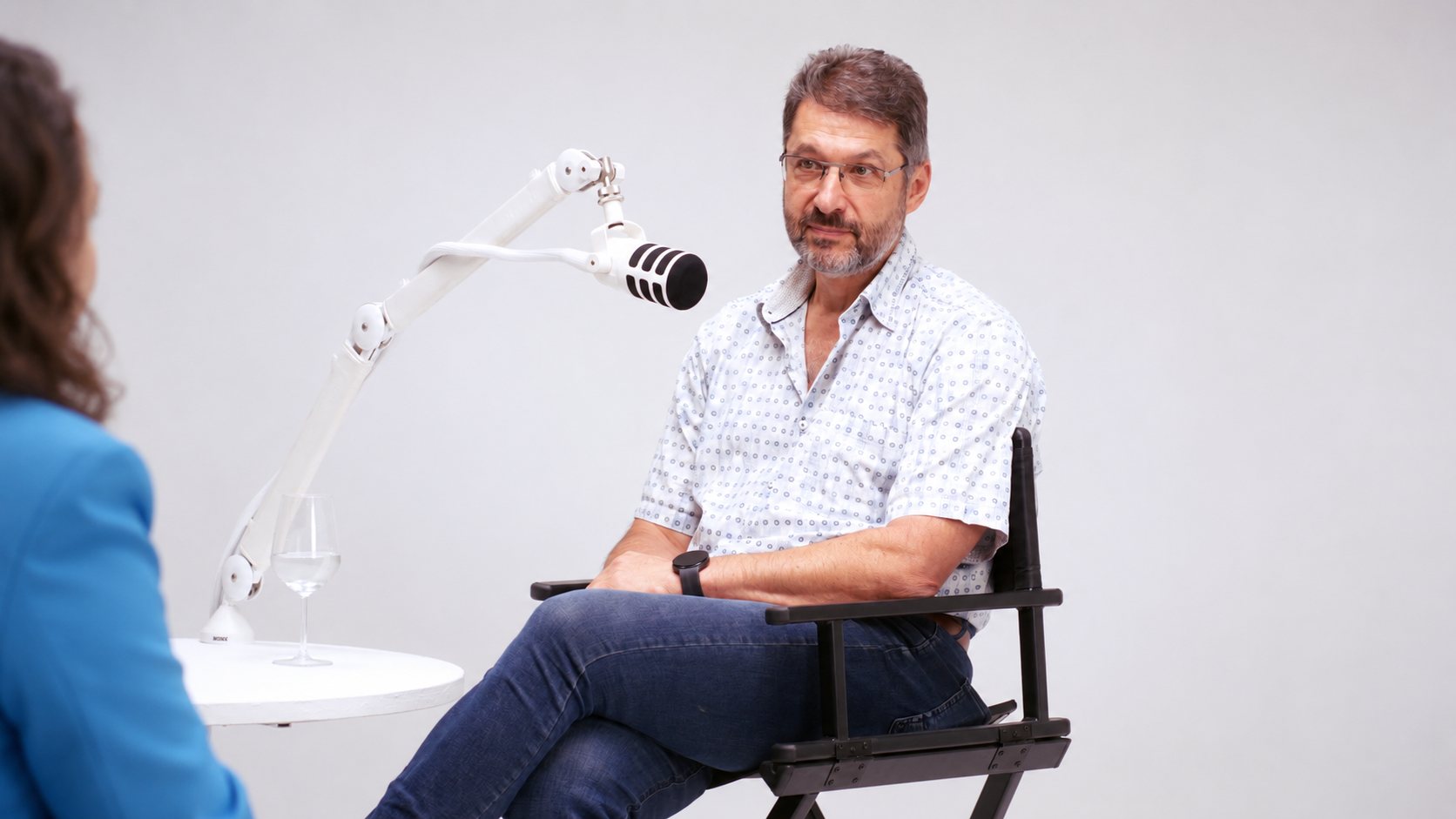 ליווי בשיחה — הכוונה מאחורי המצלמה